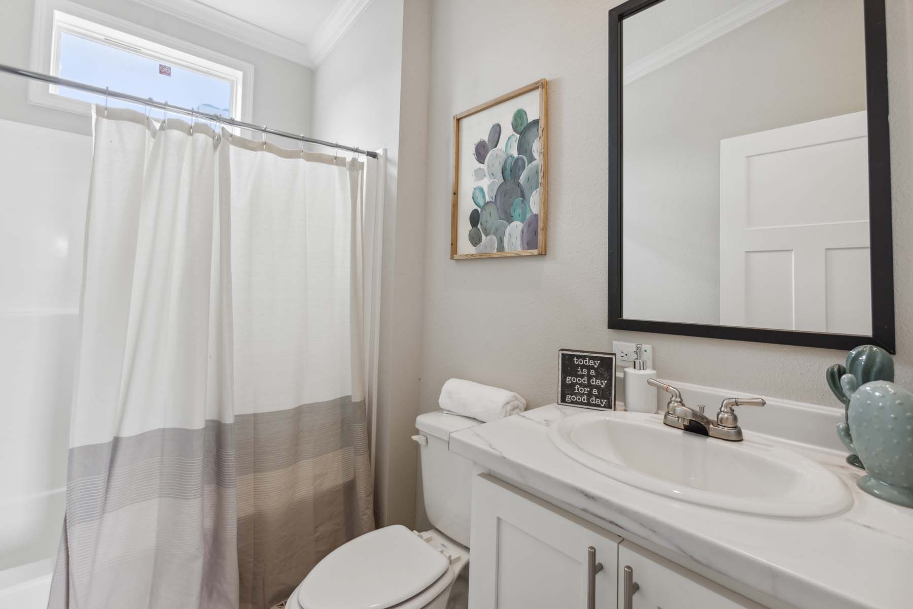 The Dallas interior 6