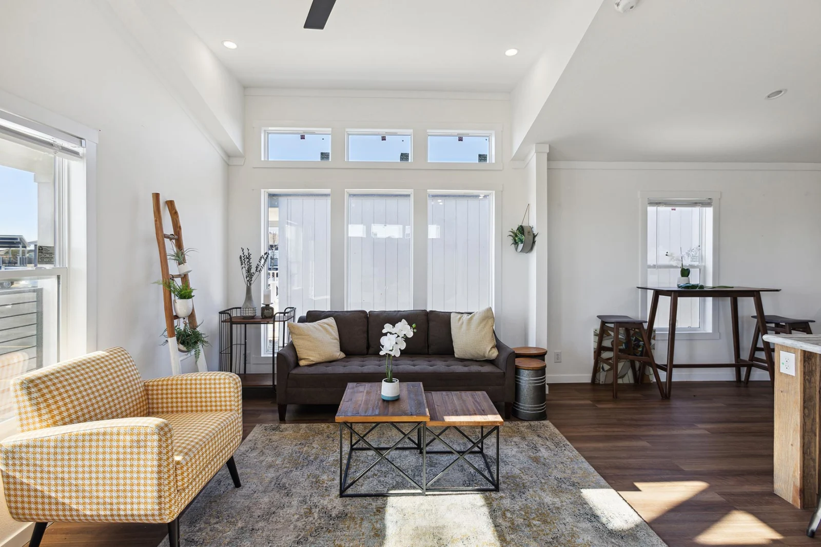The Mini Mansion interior 5